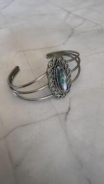 Vintage Abalone Shell Wire Cuff Bracelet Petite 5.25" Southwestern Silver Tone
